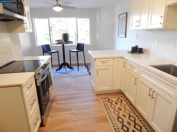 5095 Valley Crest Dr APT 312, Concord, CA 94521