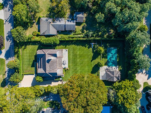 4th image of 153 Bishops Ln