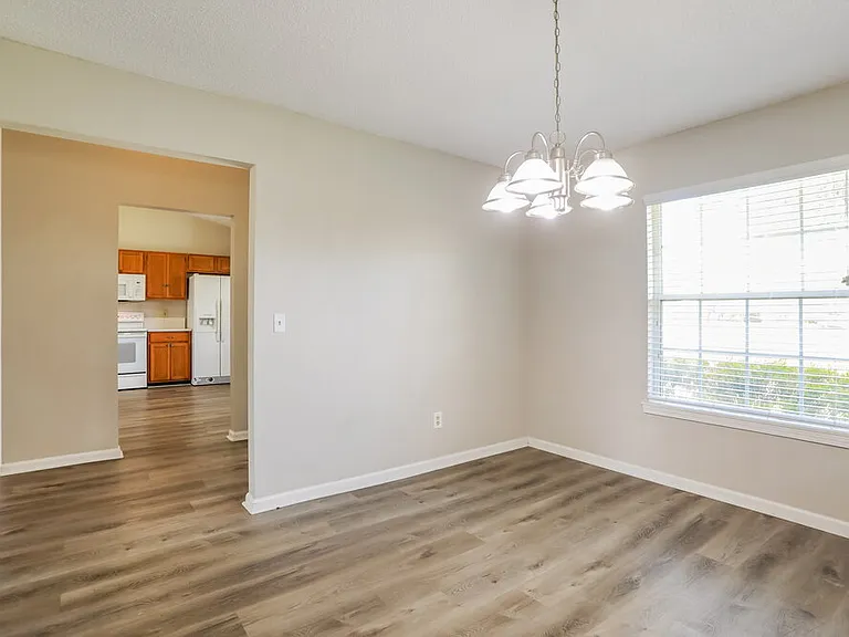 3183 Olde Sutton Parke Dr — Photo 6