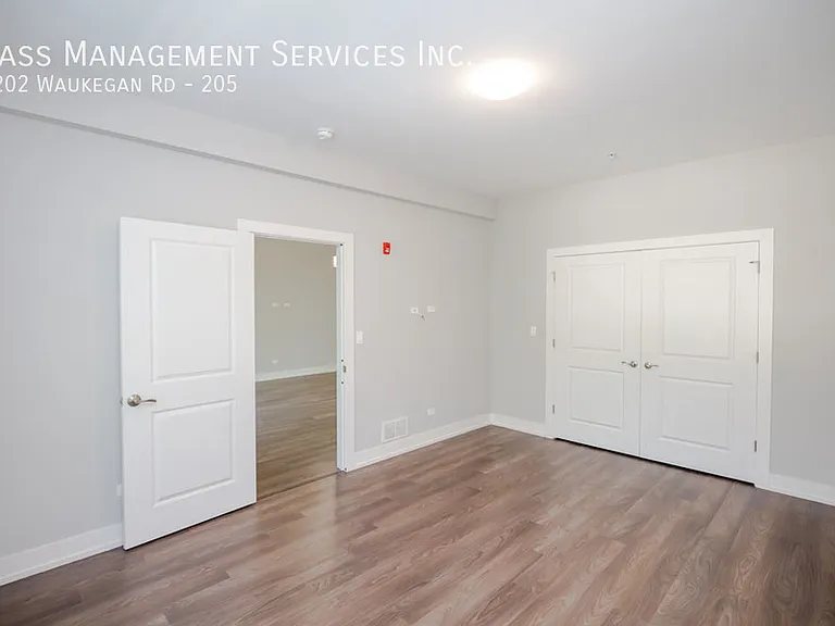 1202 Waukegan Rd, Glenview, IL — Photo 153