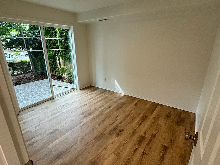 7117 Rainier Dr #H — Photo 17