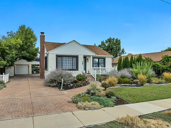 3rd image of 191 W Garden View Dr S