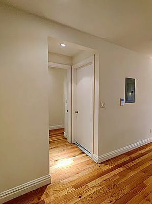 5th image of 101 E 116th St #4I