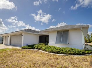 153 Broadmoor Ln, Rotonda West, FL 33947