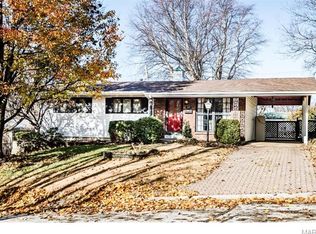 317 S Cadillac Dr, Saint Charles, MO 63301