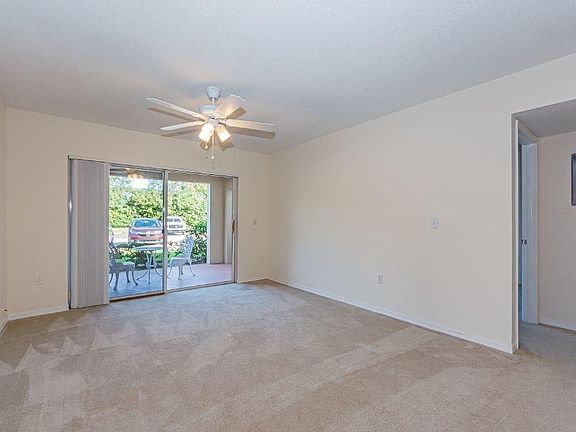 5th image of 1650 N 42nd Cir APT 103
