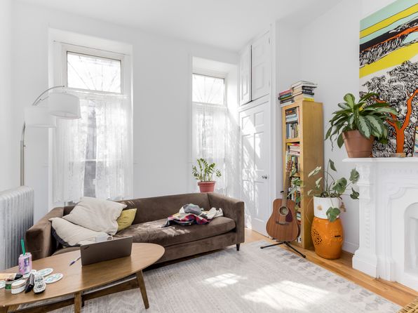 381 Macon St #2