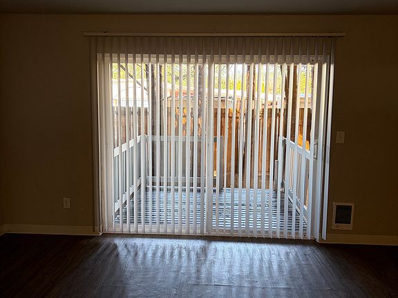 5th image of 341 Elizabeth St APT F