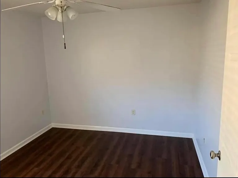 104 Weston Cir — Photo 9