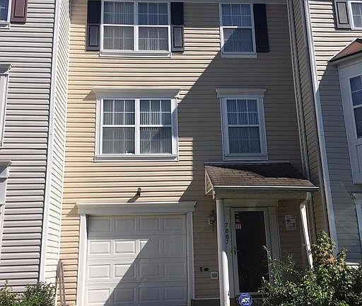 3rd image of 7007 Wild Rose Ct