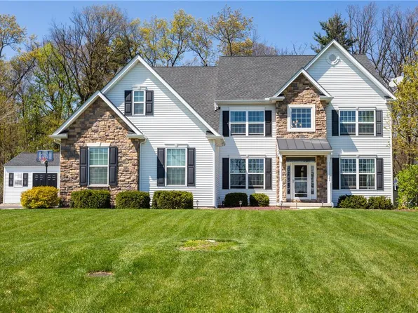 486 Arthurs Ct, Nazareth, PA 18064