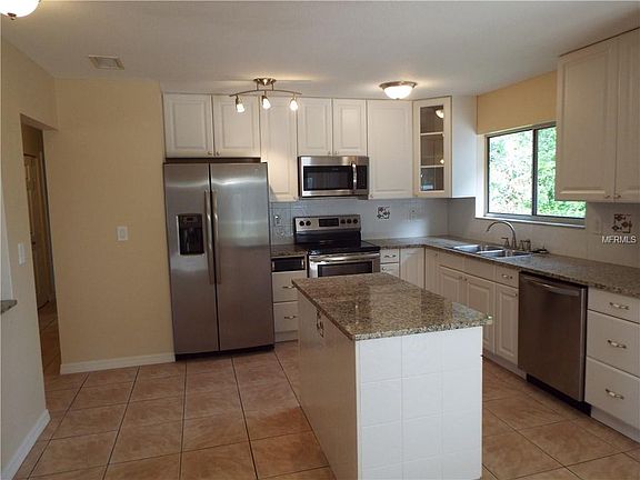 3rd image of 2388 Ambrose Ln