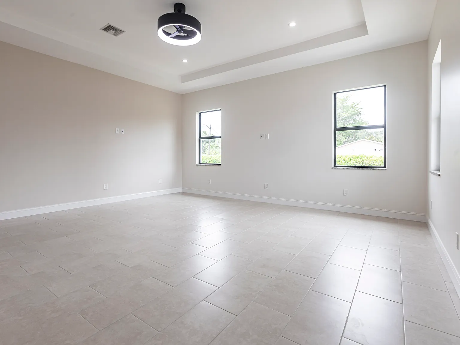 10295 Carolina St — Photo 3