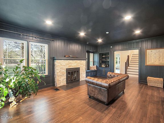 5th image of 1090 Old Humboldt Rd