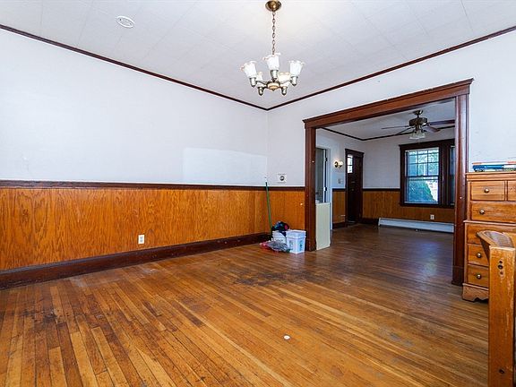 4th image of 40 Quarry St