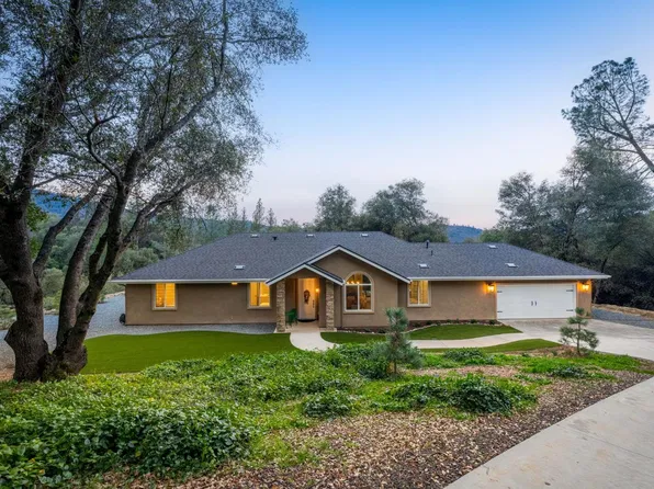 38614 Bon Veu Cir, Oakhurst, CA 93644
