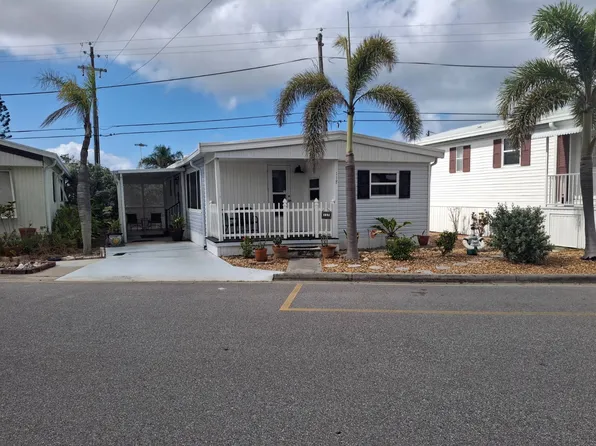 117 Starboard Dr, Venice, FL 34285