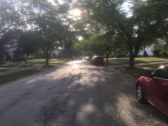 5th image of 17906 E Park Dr