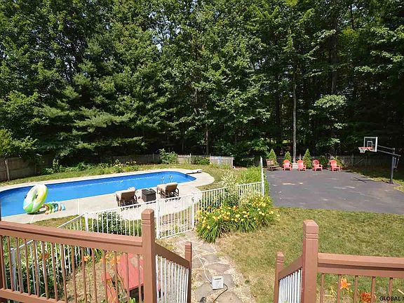 3rd image of 316 Jatski Dr