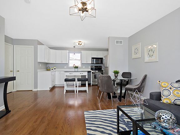 3rd image of 4853 N Central Ave #D