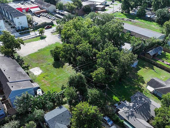 4th image of 1405 Cedar Post Ln