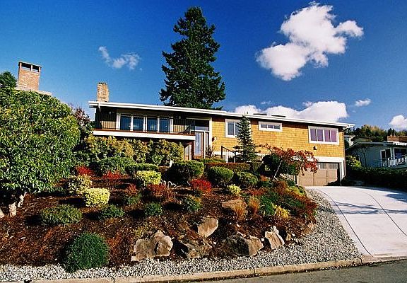 2nd image of 4632 132nd Ave SE