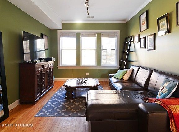 2nd image of 4027 N Mozart St #3
