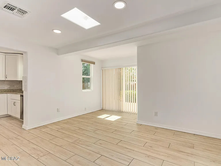 434 S Vista Del Rio — Photo 7