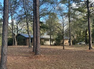 5895 Pineforest Dr, Crestview, FL 32539