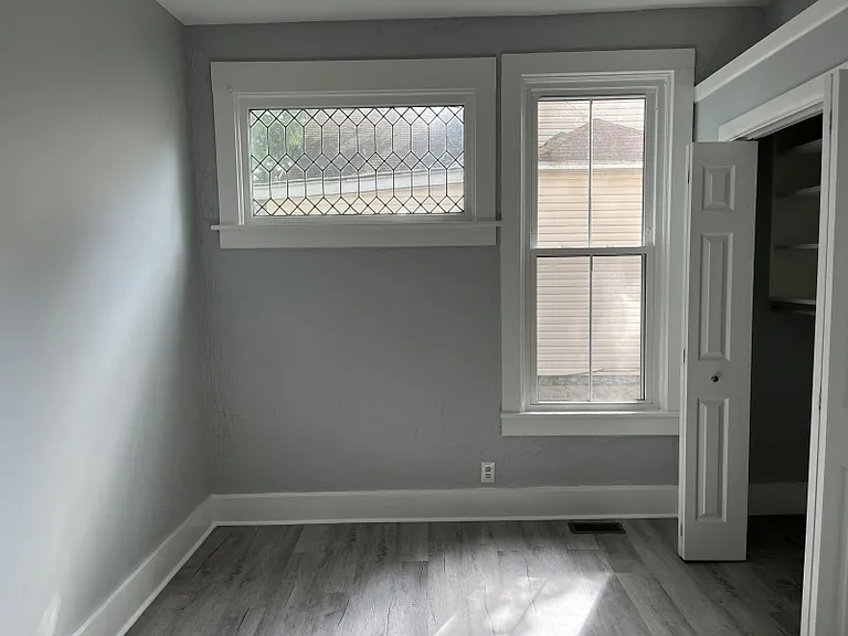 336 E Broadway St #2 — Photo 5