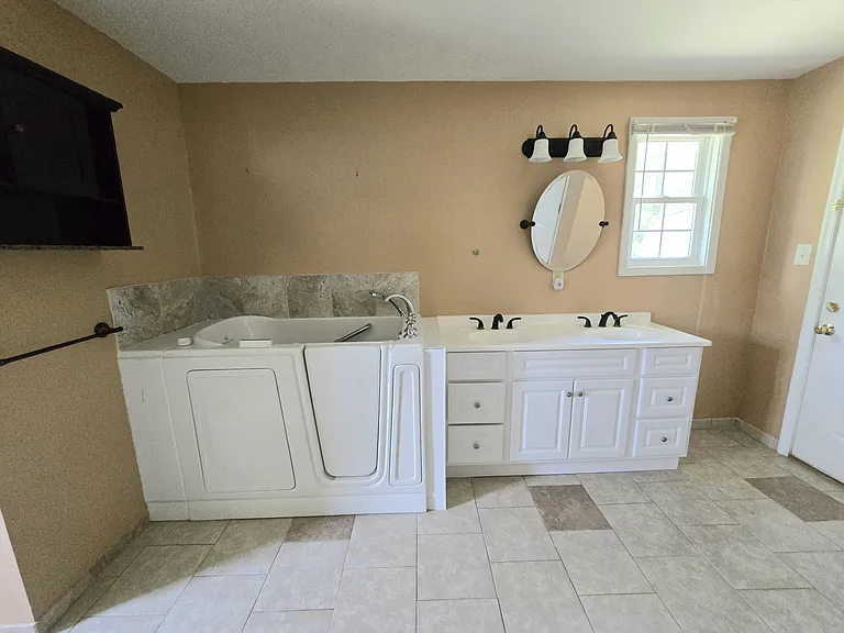 3316 E Princeton Rd — Photo 12