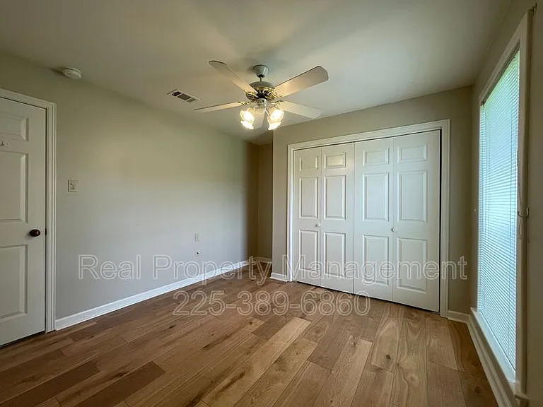 2422 Riverside Dr — Photo 23
