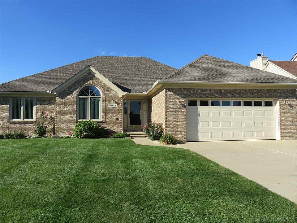 Beautifully Maintained Home by the Original Owner. This Stunning Home sits in a very Desirable Neigh