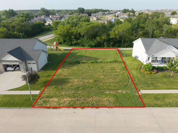 1107 Lynne Dr, Adel, IA 50003