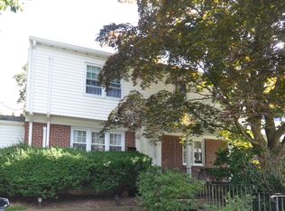 1 Knapps Park Dr, Fairfield, CT 06825