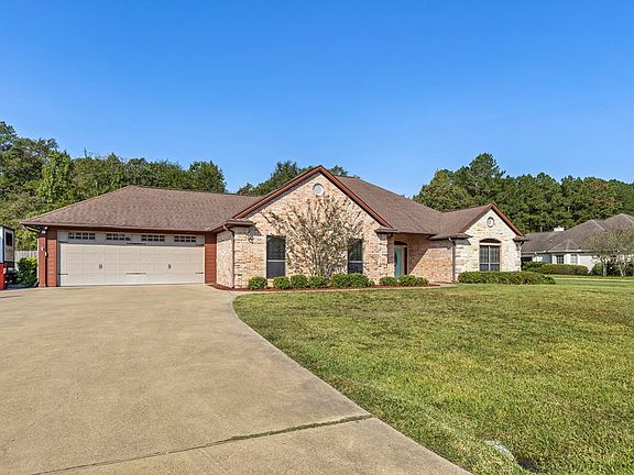 2nd image of 272 Creekwood Dr