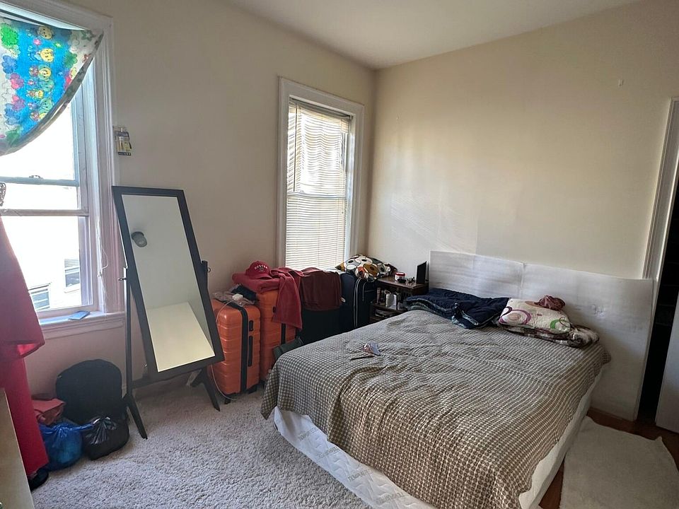 2nd image of 57 Ashford St #9