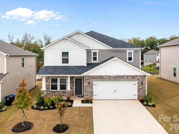 160 Shepherds Landing Dr, Mooresville, NC 28115
