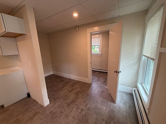 2nd image of 12 West St