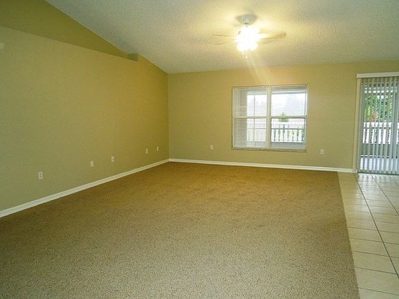 3rd image of 2335 India Blvd