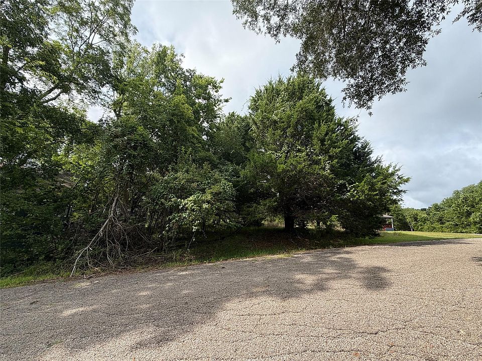 1st image of 0 Timber Cove Ln