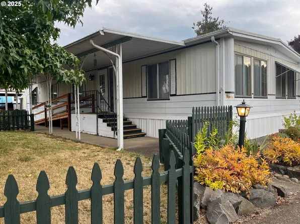 205 S 54th St Space 37, Springfield, OR 97478