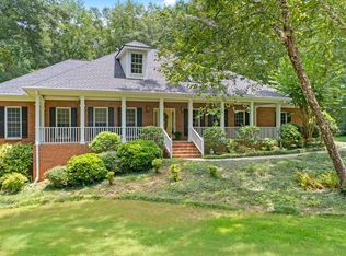 110 Handshaker Ct, Fayetteville, GA 30215