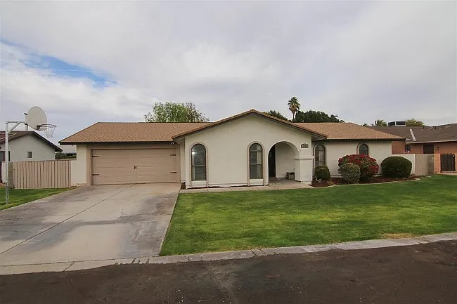 3468 E Rubio Ln — Photo 1