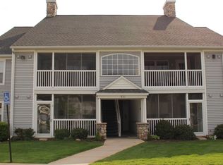 762 W Barrington Cir, Jackson, MI