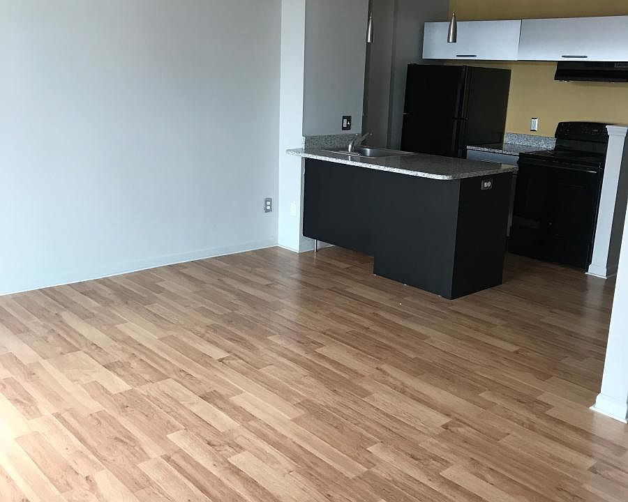1st image of 310 W 6th St APT 405