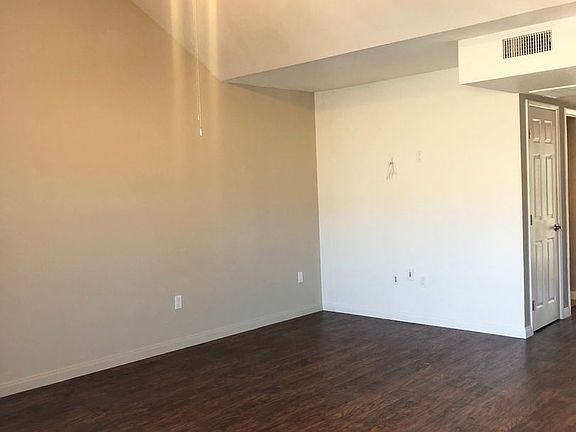 5th image of 32505 Candlewood Dr Unit 120