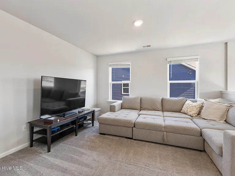 7695 Knightbell Cir — Photo 20