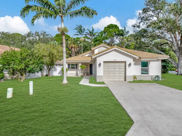 7757 Manor Forest Lane, Boynton Beach, FL 33436