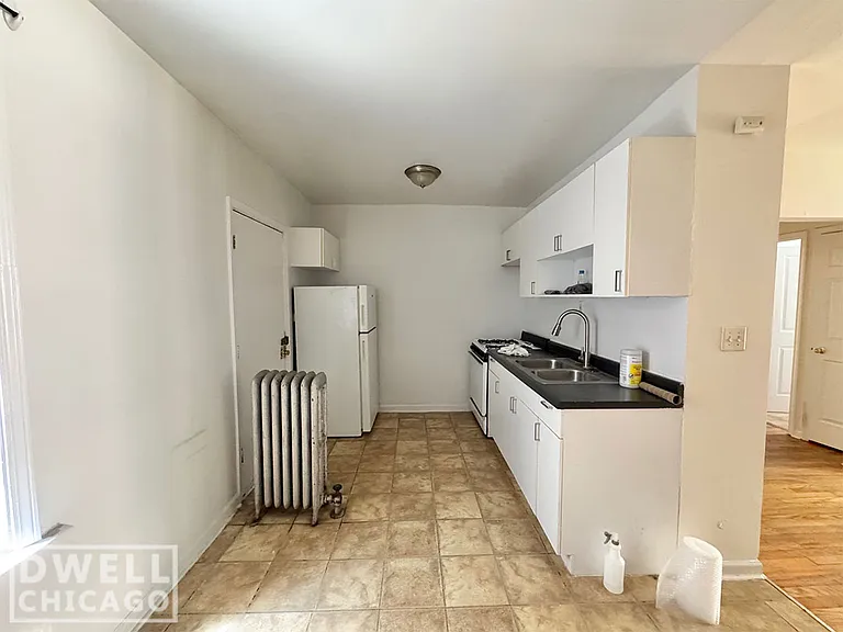 3309 W Fullerton Ave #1A — Photo 11